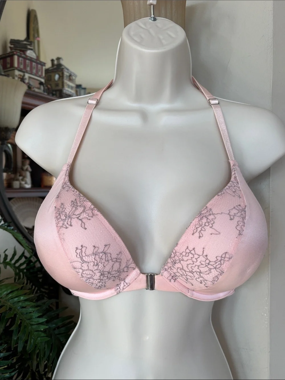 Victoria's Secret Pink & Gray Lace Front-Close Racerback Bombshell Push-Up Bra